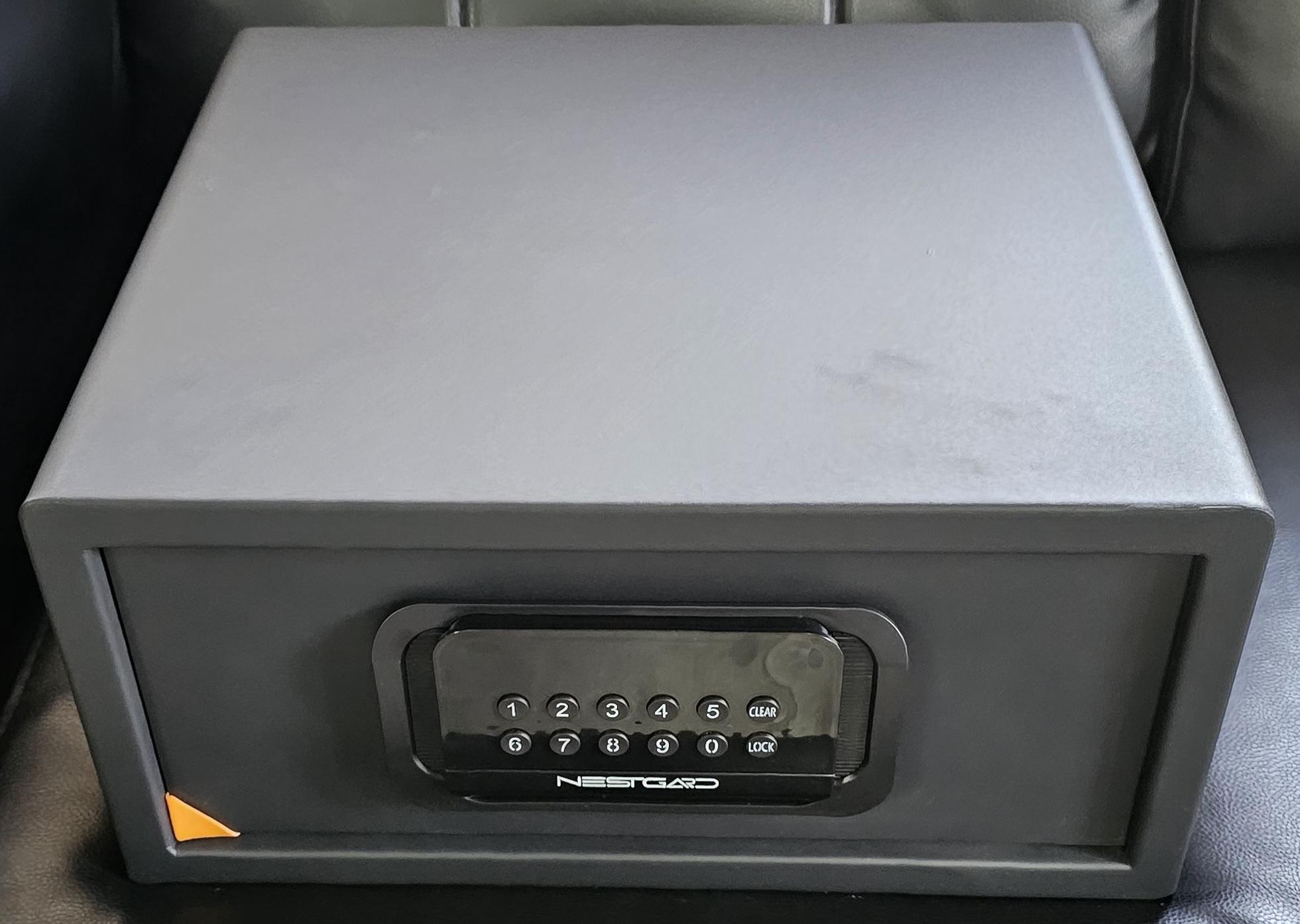 1 Cİ SINIF KALİTELİ FİRMAAMIZIN TAVSİYE ETTİĞİ ÜRÜN TAM OTOMATİK LCD EKRANLI LAPTOP BİLGİSAYAR KASASI 20*42*37CM KUTULU 22,8*43,2*41,4cm 10.6KĞ ( 899€ )+KDV