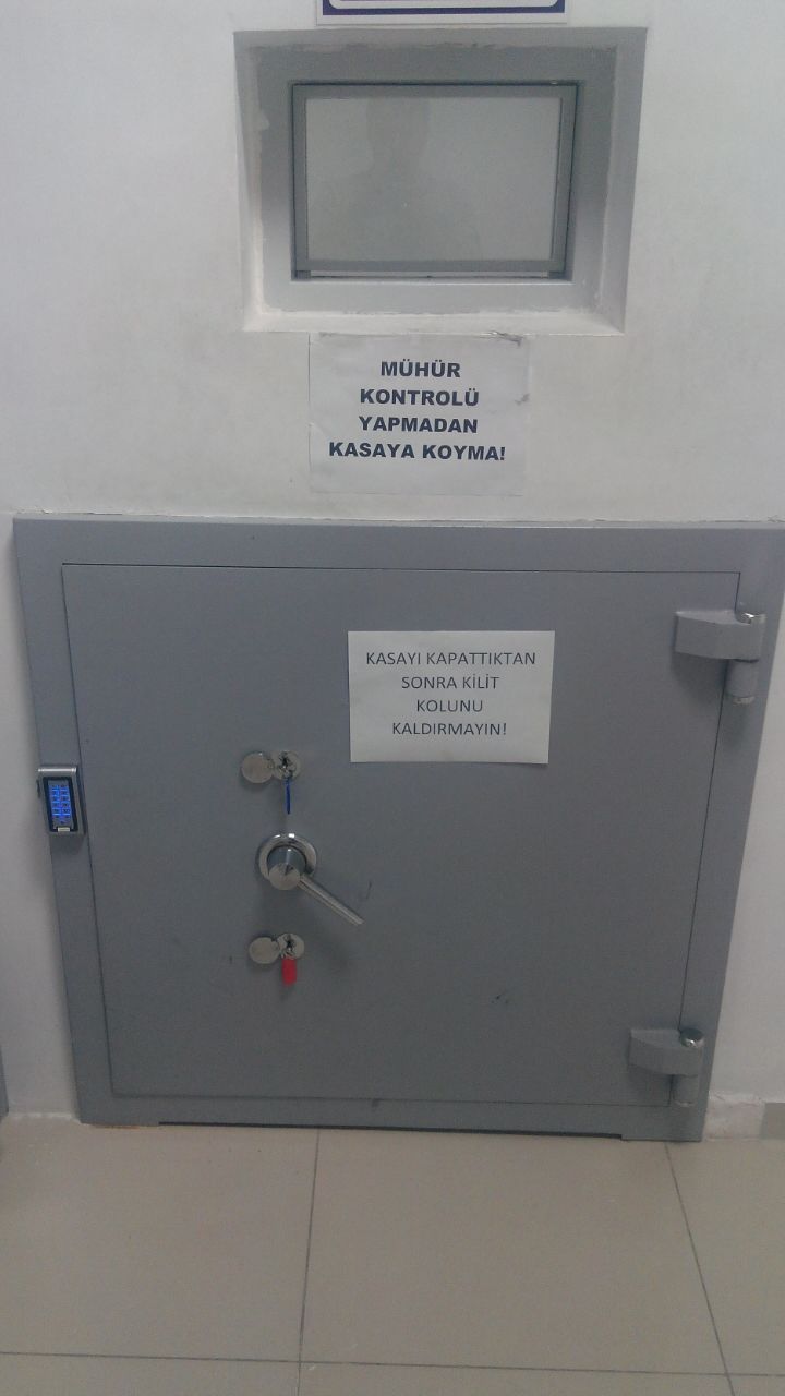 BANKA NAKİT OPERASYON MERKEZİ  TRANSFER KASASI H80*W100*D120CM 500KĞ ( 1999€ )+KDV