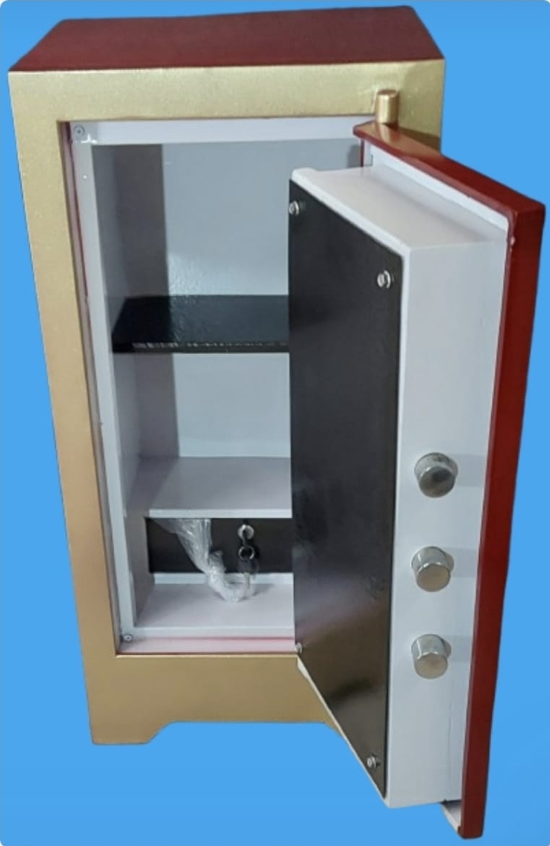 105 TEKKAPI PROFİLLİ  ANAHTARLI PARA KASASI 105*50*45CM 200KĞ 999€